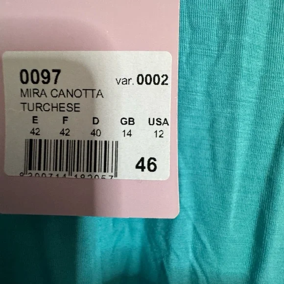 Tata Sleeveless nightgown with Lace Detail. Made in Italy - Picture 6 of 6